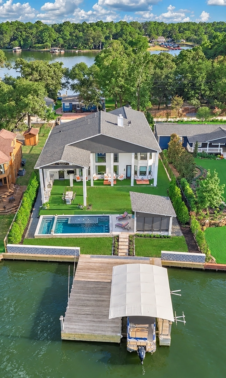 Lake Conroe landscaping